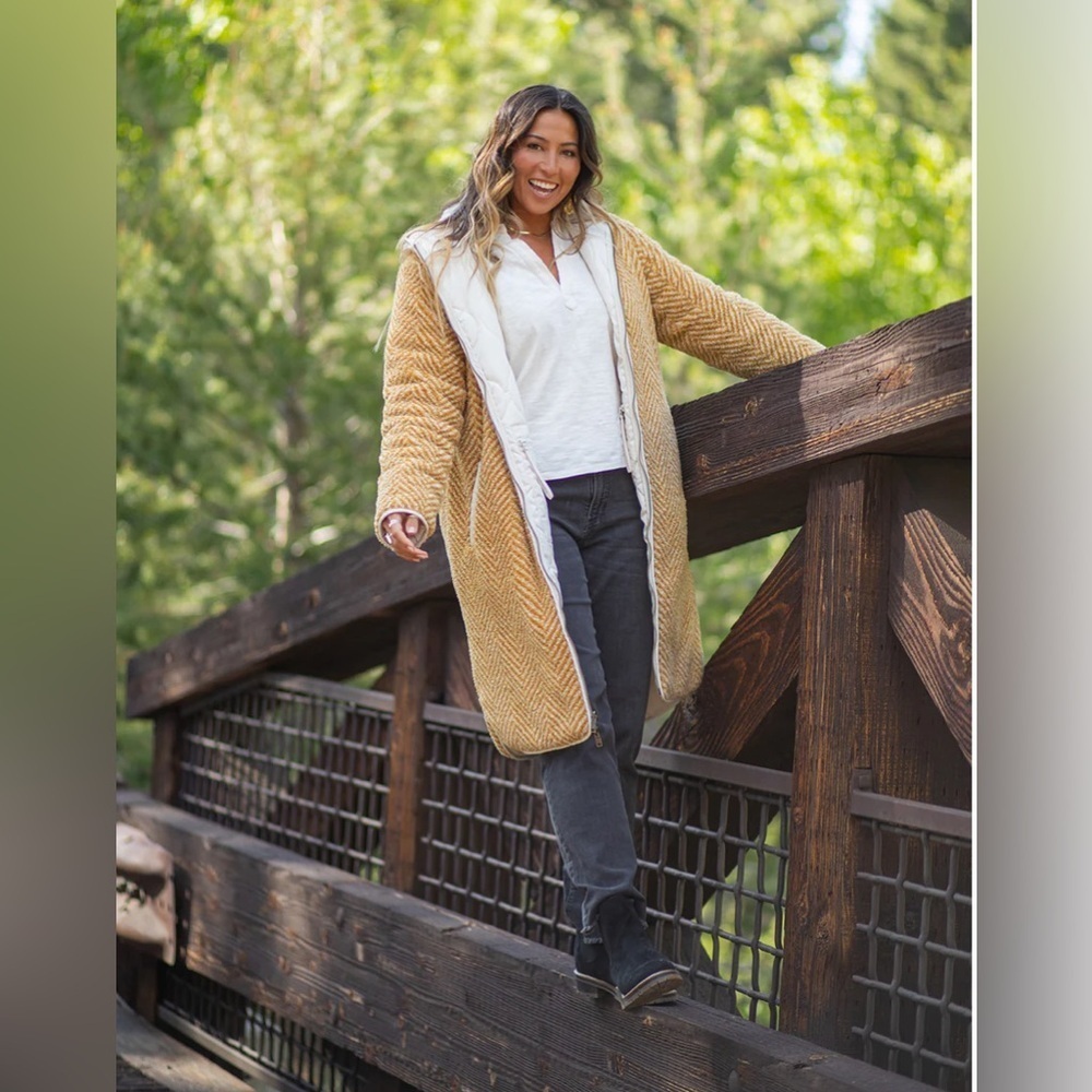 Carve Designs Donner Reversible Jacket Sherpa Quilted Puffer Coat Women’s Small